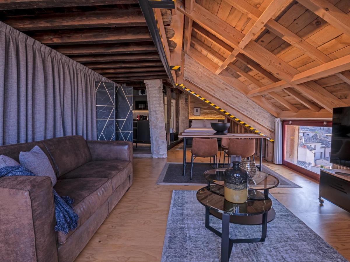 Apartment Casa Palacio Rodrigo De La Fuente By Principe David - Seis De Lujo -